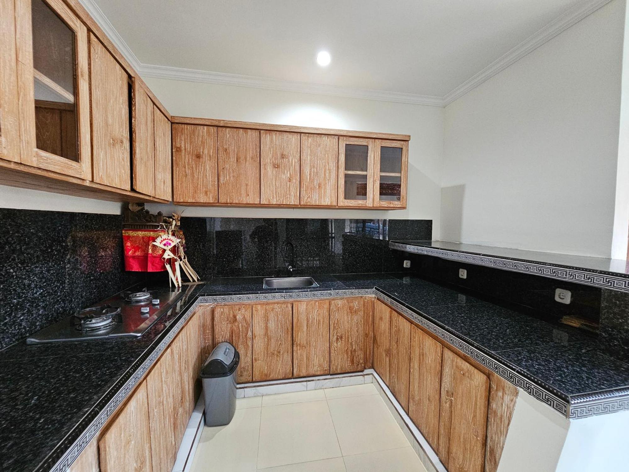 Tegalsari Guest House Canggu מראה חיצוני תמונה